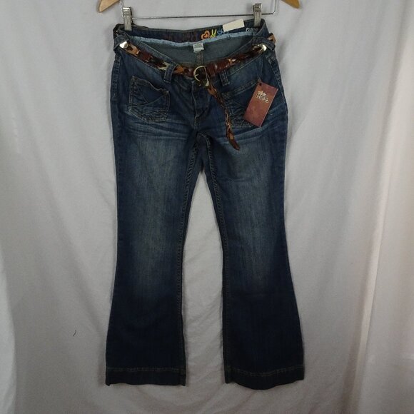 Mudd Juniors Flare Jeans with Belt Size 7 - Picture 1 of 9